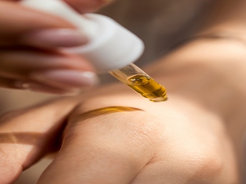 Ceramide AP: Двојно богатство за нега на кожата и лекови